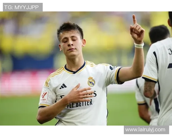 巴尔韦德领衔的足球新纪元探索与未来展望 巴尔韦德领衔的足球新纪元探索与未来展望